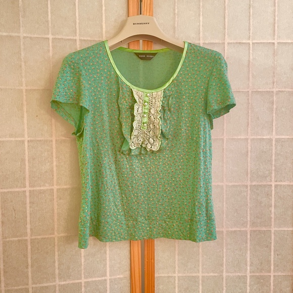Short floral top, ruffles, crochet, pearls, & tiny glitters, trimmed neckline, S - Picture 1 of 6
